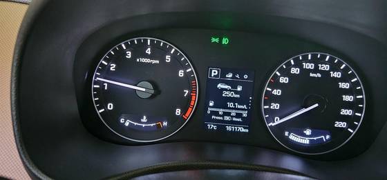 HYUNDAI CRETA 2.0 16V FLEX PRESTIGE AUTOMÁTICO HYUNDAI CRETA 2.0 16V FLEX PRESTIGE AUTOMÁTICO